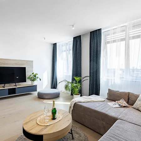 Apartamento Escape On Chalupkova *