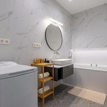 Escape On Chalupkova Апартаменты