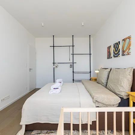 Escape On Chalupkova Апартаменты