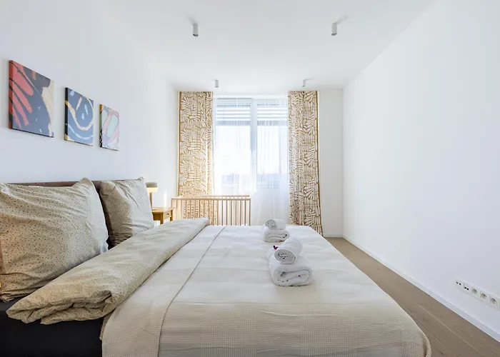 Escape On Chalupkova Appartement